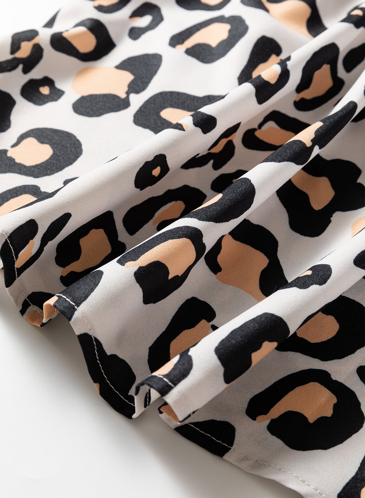 Khaki Leopard Print Contrast Scalloped V Neck Long Sleeve Blouse