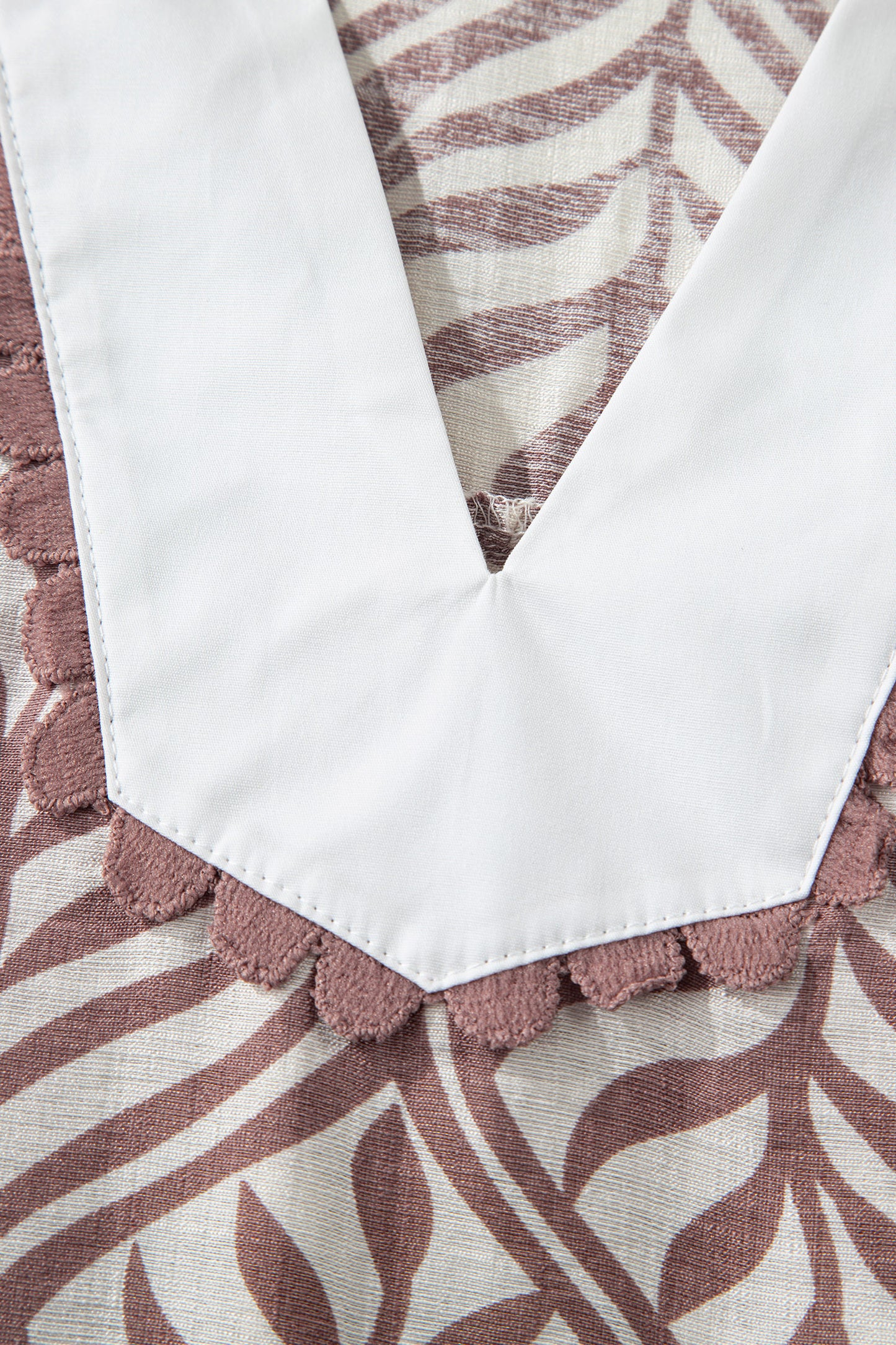 Brown Leaf Print Standing Collar Puff Sleeve Top